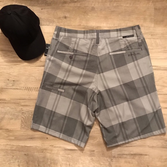 NWT gray/black Rip Curl flat front  size 32 - Picture 4 of 6